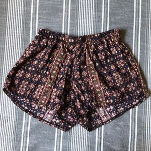 Brandy Melville shorts